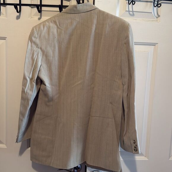 Ann Taylor Size 10 Button Front Pockets Slimming Pin Stripe Woman’s Suit Jacket - Picture 7 of 11
